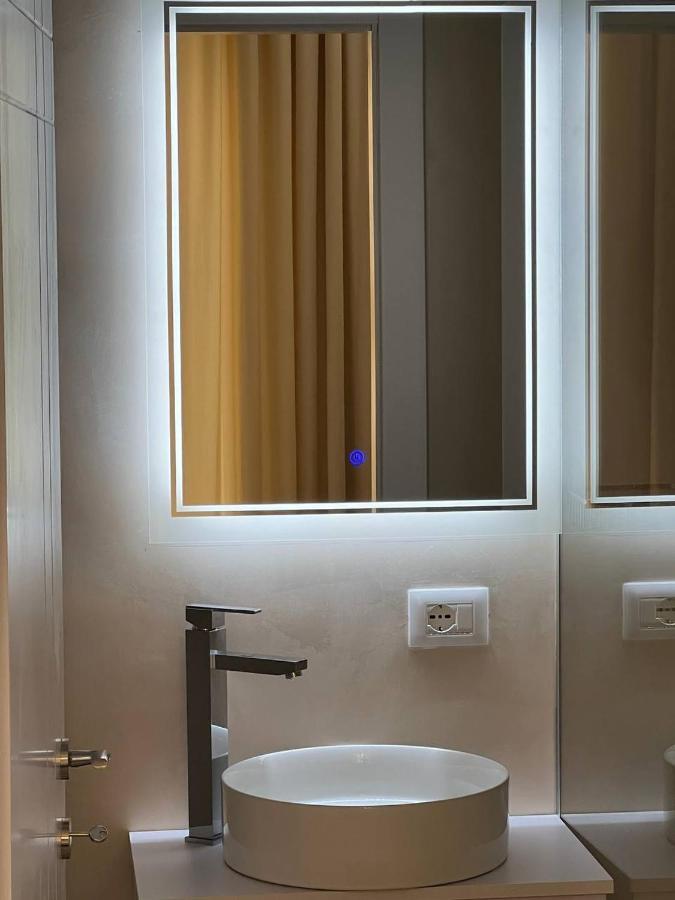 Mare Rooms Vlore Kanine Exteriör bild