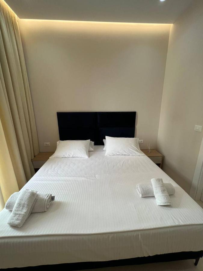 Mare Rooms Vlore Kanine Exteriör bild