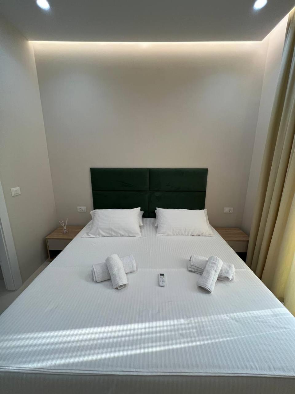 Mare Rooms Vlore Kanine Exteriör bild